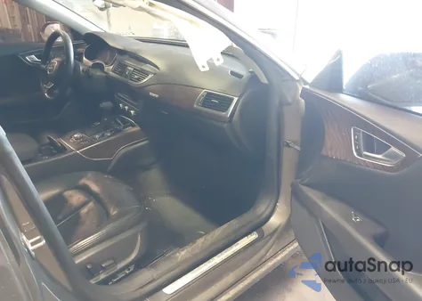 2012 Audi A7 Premium z USA, uszkodzony, nr VIN WAUSGAFC4CN006075